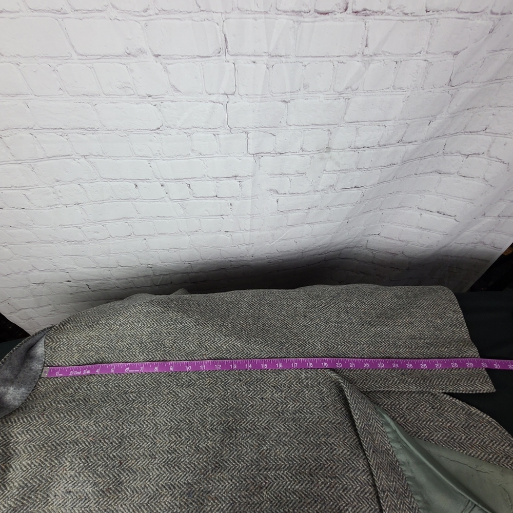 Levi's Tailored Classic's Blazer/ Coat Grays and Brown's. 44R - Picture 13 of 15